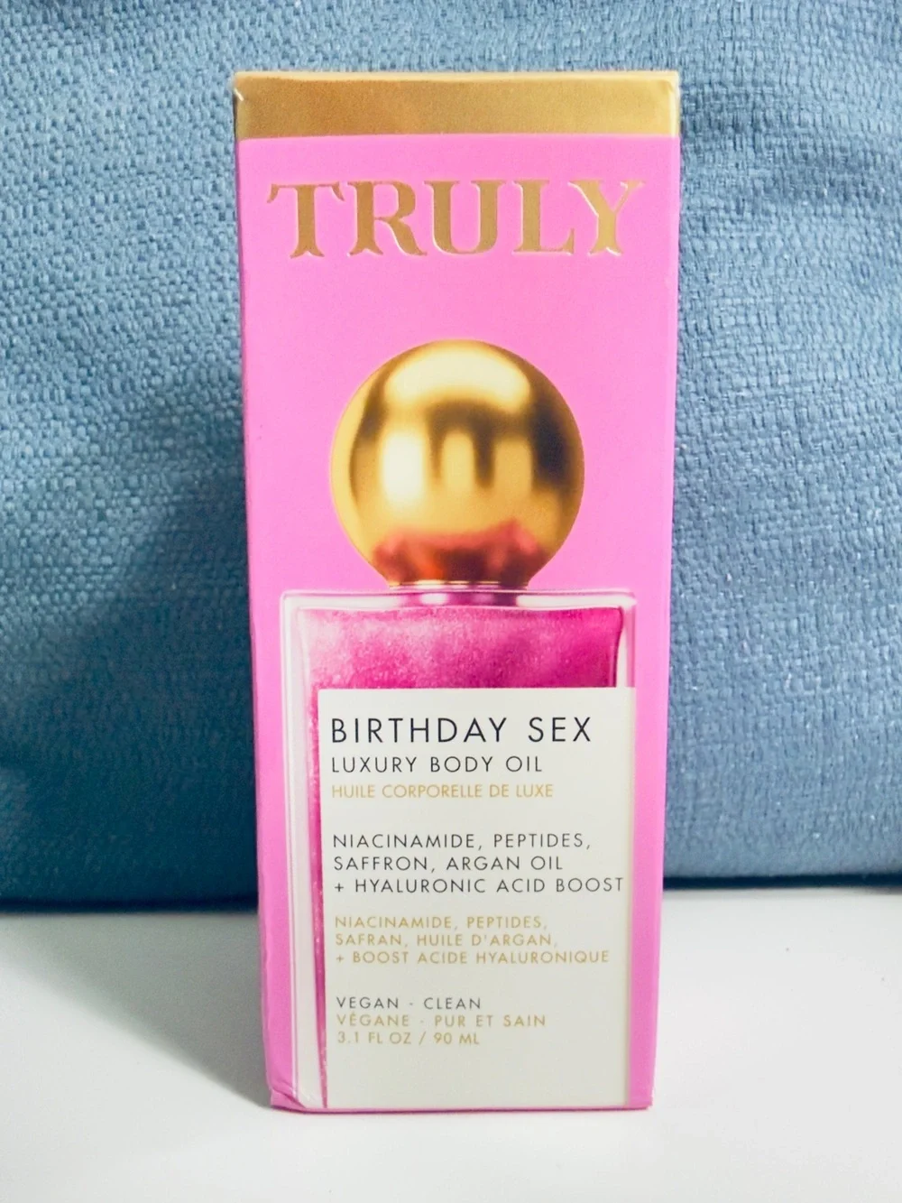 TRULY Luxury Body Oil in Pink and Gold